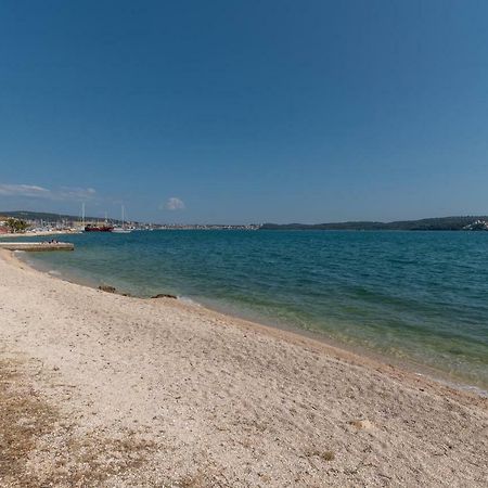 Marinella Leilighet Trogir Eksteriør bilde